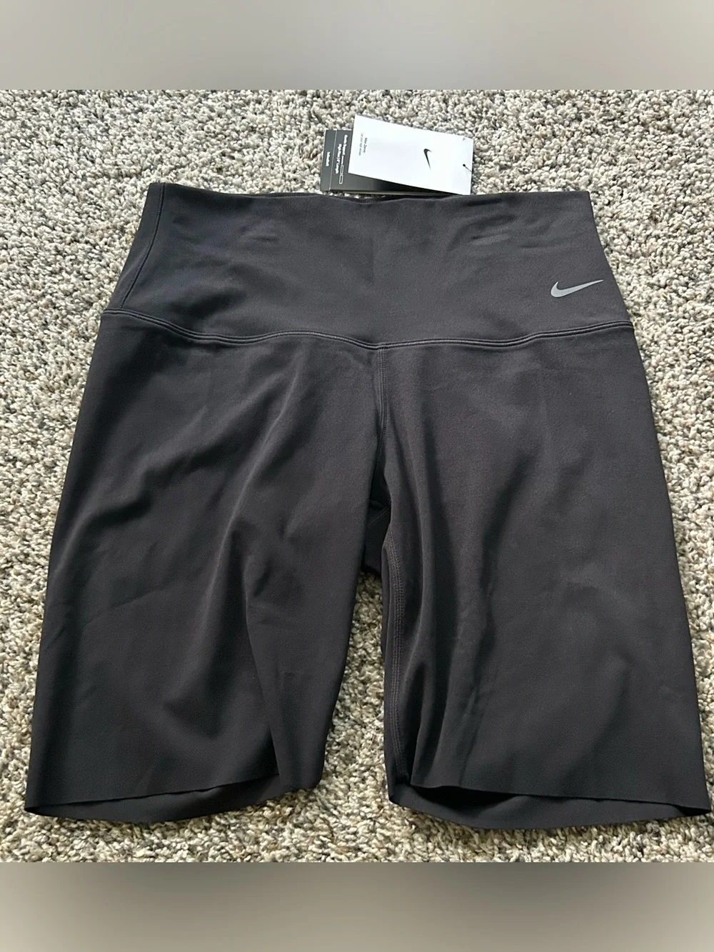 Nike Zenvy 8” Bike Shorts Gentle Support Women's Size Medium Black DQ6003-010